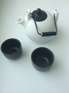 Набор чайный чайник и пиалы