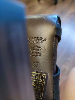 Босоножки кожаные