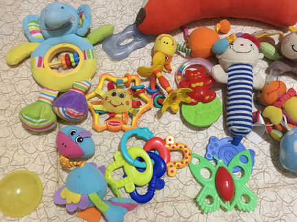 Игрушки для малышей