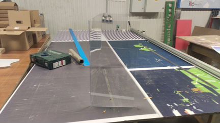 Защитные экраны из оргстекла