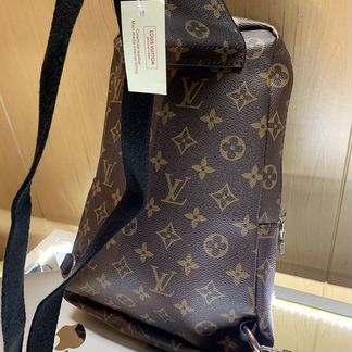 Louis Vuitton Avenue Sling Bag