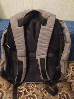 Рюкзак-антивор Bobby б/у