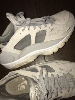 Кроссовки Nike