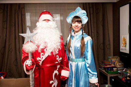 Продам костюмы Дед Мороза + снегурочка