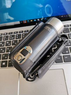 Видеокамера Canon legria fs200