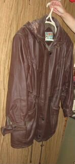 Куртка из искусственной кожи новая