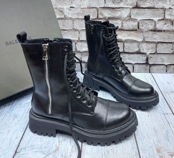 Женские зимние ботинки Balenciaga
