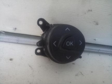 Кнопка в руль правая Форд Фокус 3