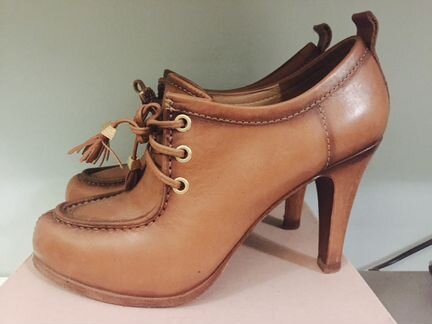 Стильные ботильоны в идеальном состоянии Uterque