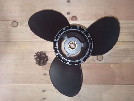 Гребной винт новый