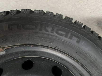 Зимние шипованные колеса nokian