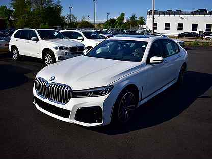 BMW 7 белая