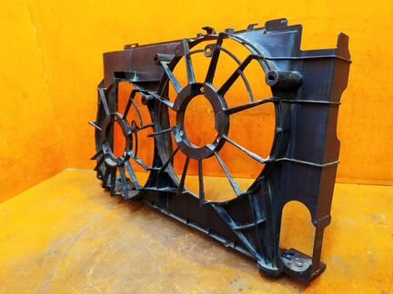 Диффузор вентилятора Toyota Rav4 4 CA40 2012-Нв