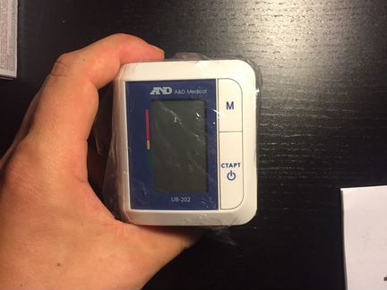 AND UB-202 Тонометр