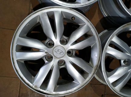 Диски бу оригинал R16 AL на Hyundai