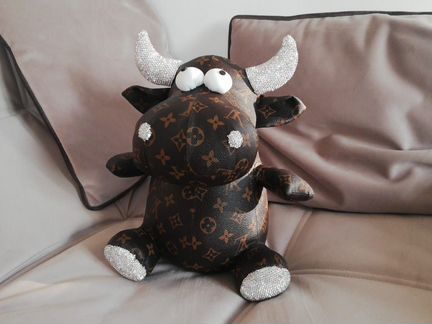 Бычок Louis Vuitton
