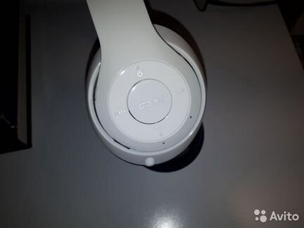 Беспроводные наушники Bluetooth