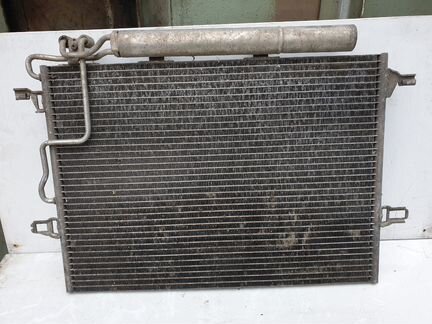 Радиатор кондиционера Mercedes W211