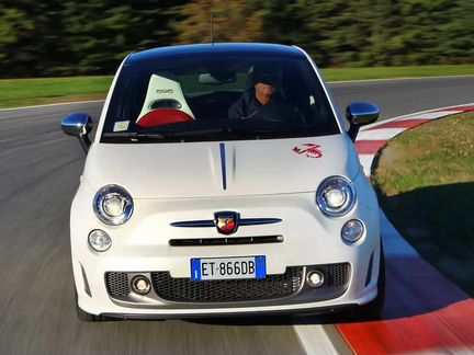 Оригинальный Капот fiat 500