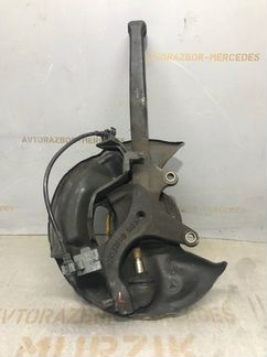 Кулак поворотный левый Mercedes E-Class W210