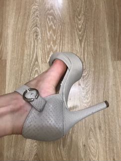 Кожаные Босоножки Unisa 35 размер