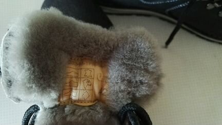 Ботинки мужские. Нубук, овчина