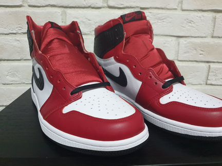 Кроссовки Jordan 1 Retro High Satin Snake Chicago