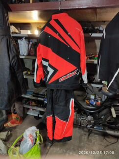 Снегоходный костюм Castle X