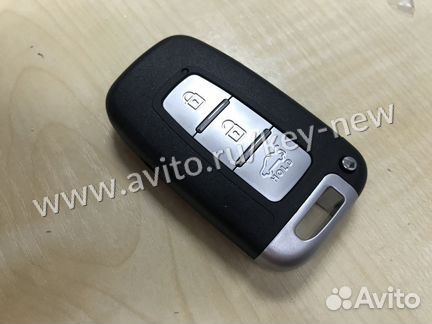 Ключ Hyundai Genesis бесключевой доступ