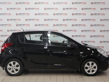 Hyundai i20 1.4 AT, 2010, 75 000 км
