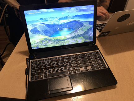 Packard Bell 15