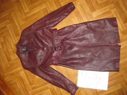 Пальто кож р 42-44 в отличном состоянии