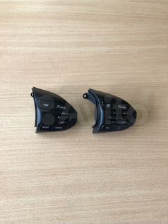 Кнопки круиз-контроль Kia Rio 4