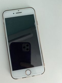 Телефон iPhone 7
