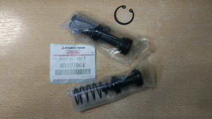 Mitsubishi Colt Lancer L200 ремкомплект гтц