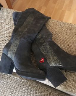 Сапоги женские новые Италия