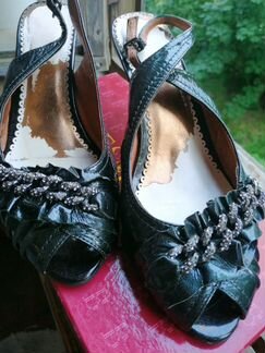 Босоножки туфли лаковые. Натуральная кожа. 39