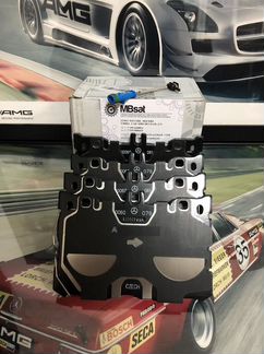 Колодки передние оригинал Mercedes CLS 257