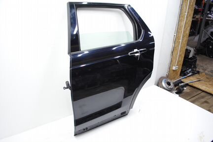 Дверь задняя левая Discovery Sport L550