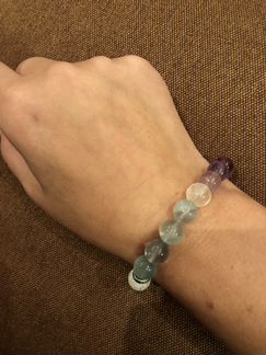 Браслет с натуральным камнем.Флюорит; Тигровый гла