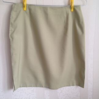Юбка оливкового цвета