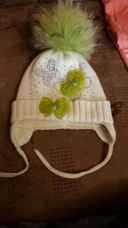 Шапки, манишка, варежки