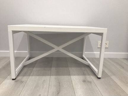 Журнальный столик