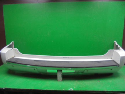 Бампер задний Chevrolet Tahoe 06-14 г