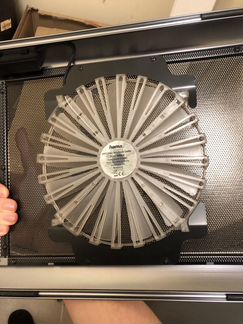 Подставка для ноутбука в идеальном состоянии