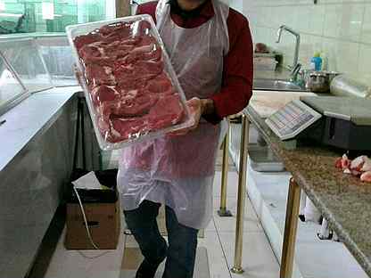 Мяса работа москве. Магазин мяса. Мяса работа москве. Мясная династия. Реклама мясо полуфабрикаты из индейки.