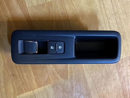 Кнопка стеклоподъемника Lexus RX 350 2016
