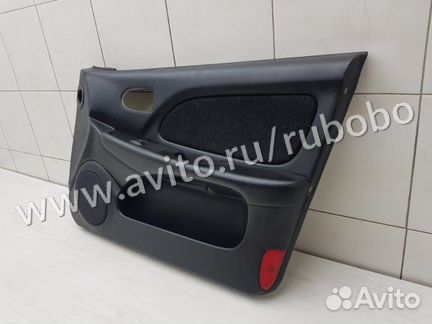 Обшивка передняя правая Hyundai Sonata EF 5 G4JP